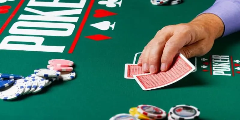 Khái niệm game bài Poker tại nhà cái Dola789